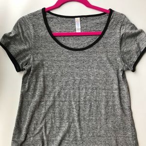 LuLaRoe Classic T